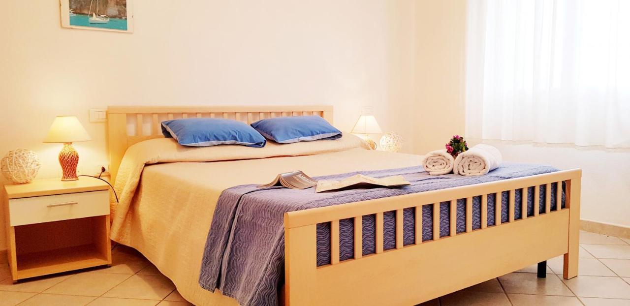 Pareja Apartments Orosei Dış mekan fotoğraf