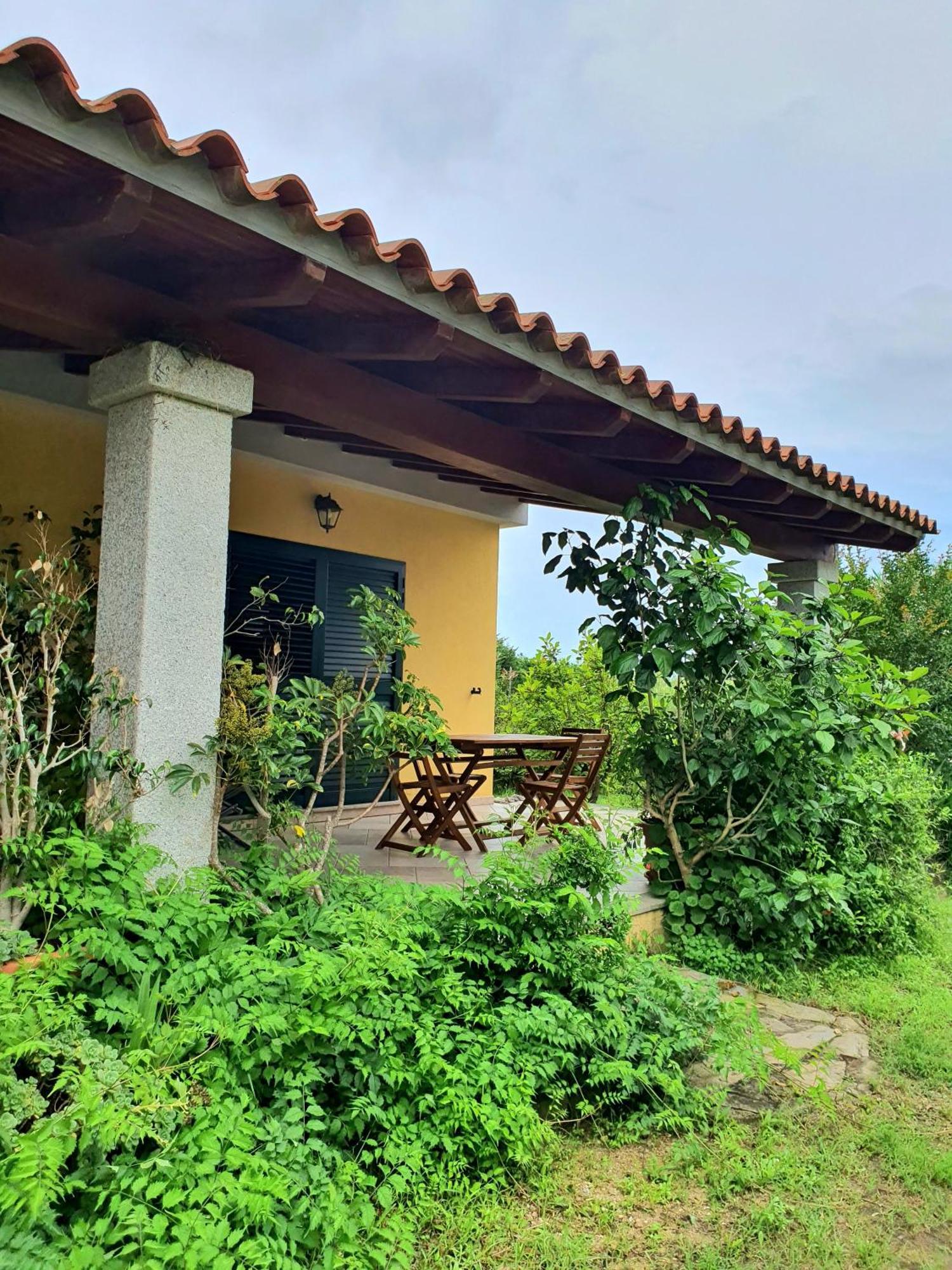 Pareja Apartments Orosei Oda fotoğraf